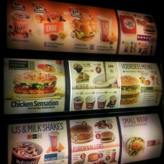 Photo taken at McDonald&#39;s by Robert v on 5/31/2012