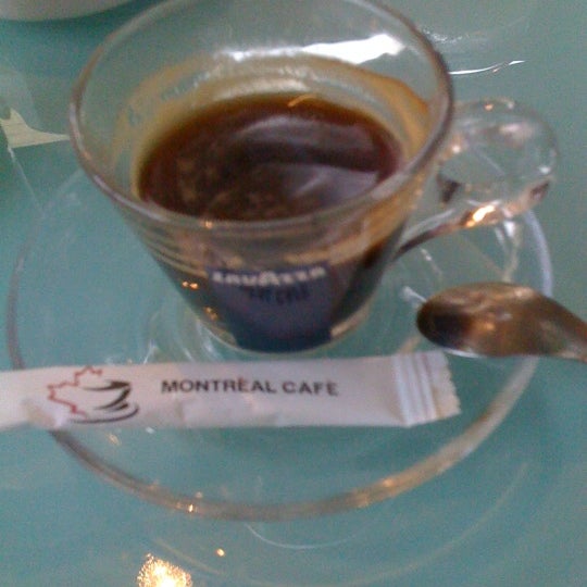 Foto diambil di Montreal Cafe oleh &#39;Racem M. pada 5/31/2012