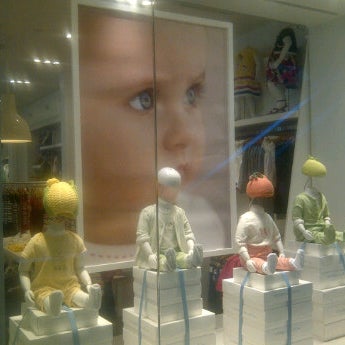 Baby Gap Kids Store In Financial District