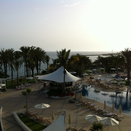 รูปภาพถ่ายที่ Radisson Blu Resort, Gran Canaria โดย Hans K. เมื่อ 7/23/2012