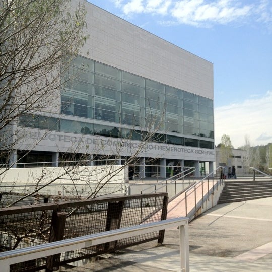 Photo taken at Biblioteca de Comunicació i Hemeroteca General UAB by Gerson Luiz M. on 4/13/2012