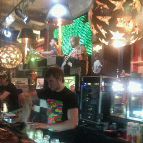 4/23/2012에 👑AntoN C.님이 Килев bar에서 찍은 사진