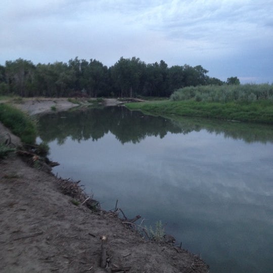 Two Moon Park Hiking Trail