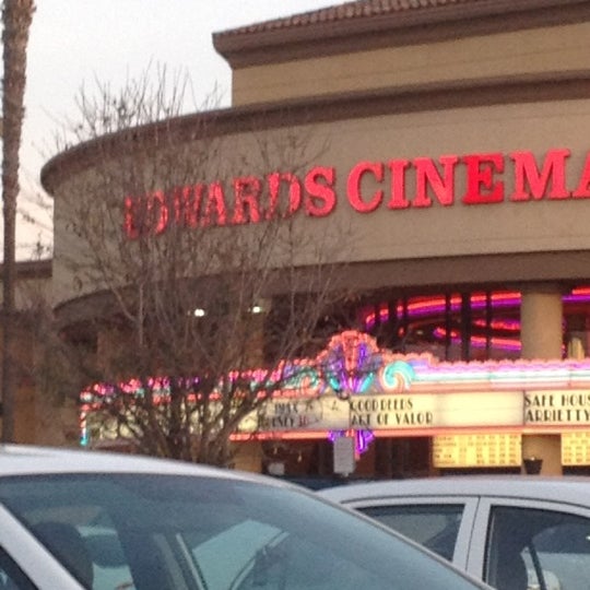 Regal Edwards Camarillo Palace & IMAX Camarillo'da Sinema