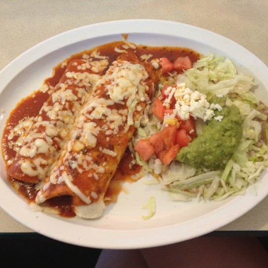8/26/2012 tarihinde Ashley V.ziyaretçi tarafından Guadalajara Mexican Restaurant'de çekilen fotoğraf