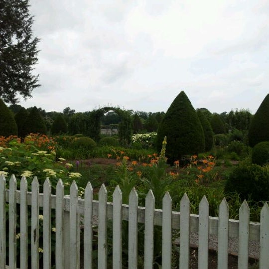 5/29/2012 tarihinde Tom M.ziyaretçi tarafından Carnton Plantation'de çekilen fotoğraf