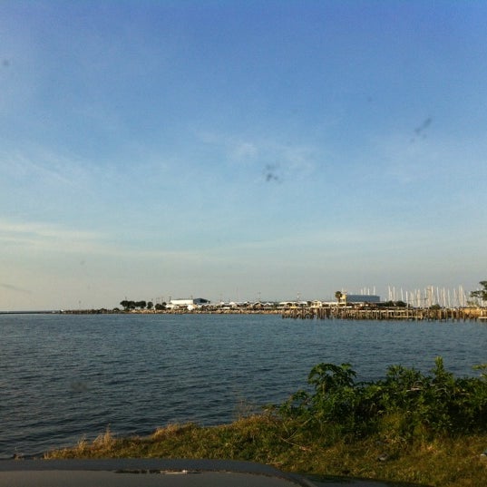 Bucktown Marina 325 MetairieHammond Hwy