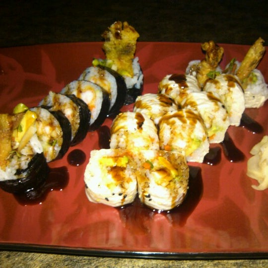 Foto tirada no(a) Umi Sushi Bar &amp; Grill por Christina R. em 8/11/2012