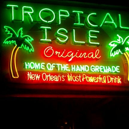 รูปภาพถ่ายที่ Little Tropical Isle โดย Bridgette M. เมื่อ 8/24/2011