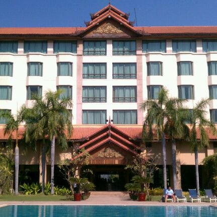 รูปภาพถ่ายที่ Hilton Mandalay โดย Jesse K. เมื่อ 1/21/2012