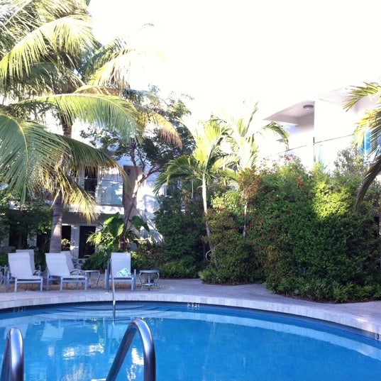 Photo taken at Santa Maria Suites Resort by Kyle M. on 7/30/2011