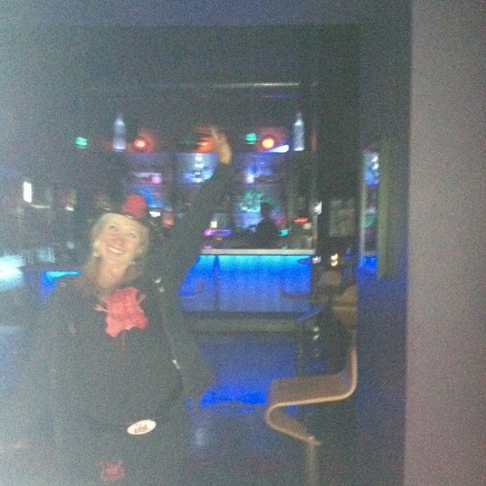 Photo taken at Club BNB - Bench and Bar by Red S. on 7/9/2011