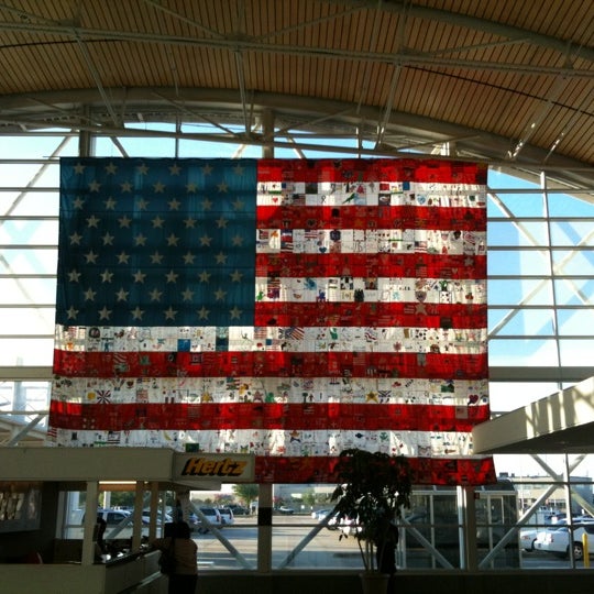 Foto tirada no(a) Shreveport Regional Airport (SHV) por John D. em 5/5/2011