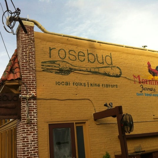 Photo taken at Rosebud by Azie S. on 8/5/2012