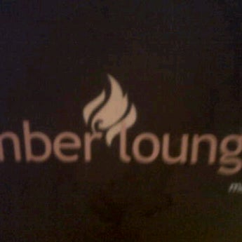 Das Foto wurde bei The Ember Lounge von Georgie W. am 3/13/2012 aufgenommen