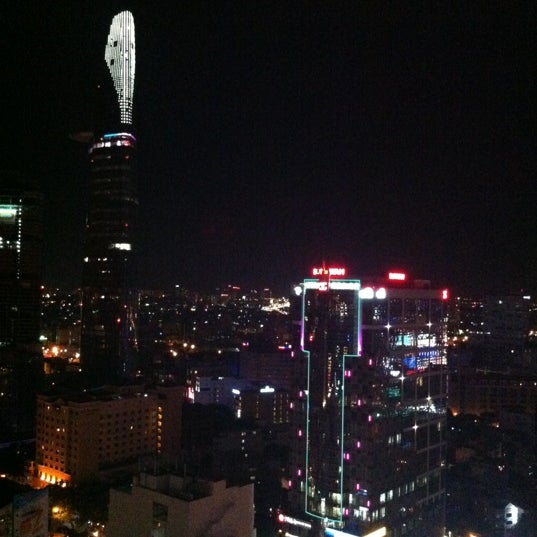 Photo taken at Level 23 Nightspot &amp; Wine Bar by Alicia M. on 9/8/2012