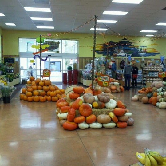 Trader Joe's Huntington Harbour Huntington Beach, CA