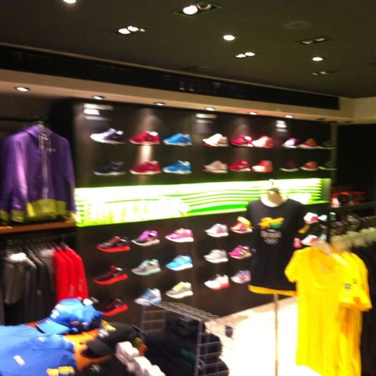 loja adidas em alphaville