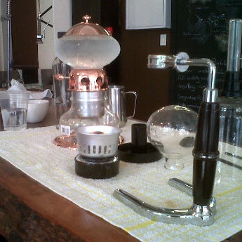 Das Foto wurde bei Double Shot Tea &amp; Coffee von Matt in A. am 12/14/2011 aufgenommen