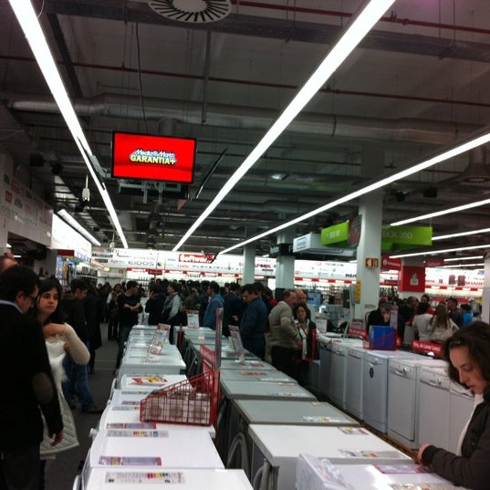 Media Markt Parque Nascente Porto, Rio tinto Portugal