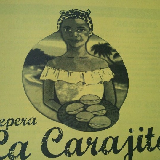 รูปภาพถ่ายที่ Arepera La Carajita โดย Rita I. เมื่อ 8/2/2012