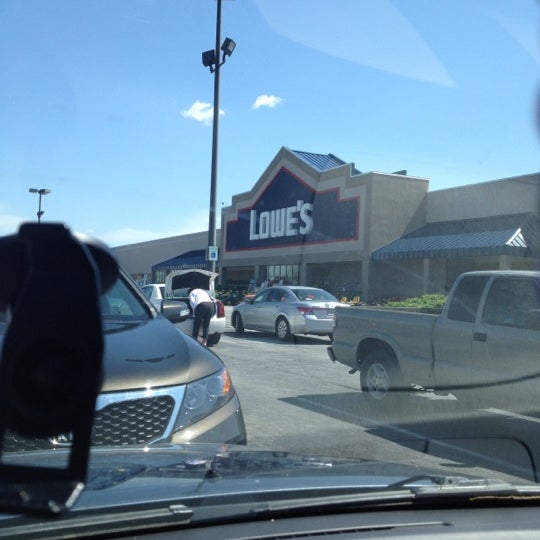 Photos at Lowe's 8 tips from 487 visitors