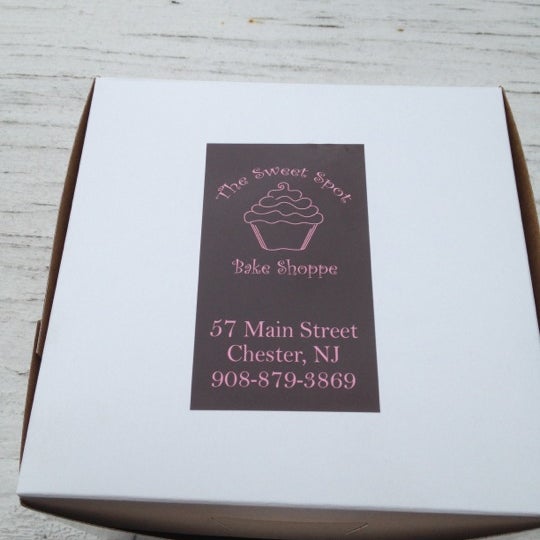 9/5/2012에 Christine P.님이 The Sweet Spot Bake Shoppe에서 찍은 사진
