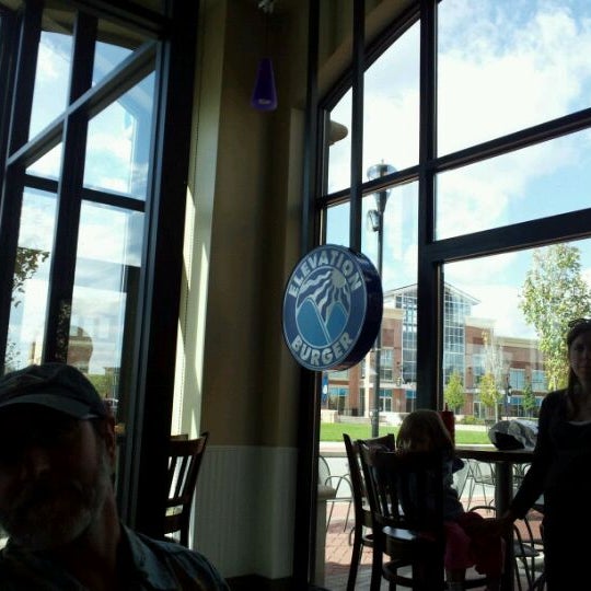 Photo taken at Elevation Burger by Debbie E. on 10/15/2011