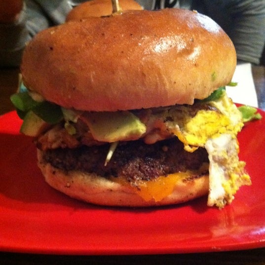 11/26/2011にAndrew K.がG Burgerで撮った写真