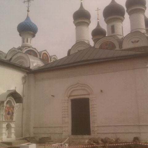 Церковь Покрова в Братцево