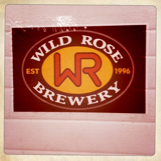 Photo prise au Wild Rose Brewery par Rea S. le5/7/2011