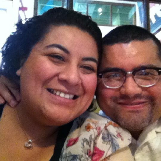 Photo taken at Chili&#39;s Grill &amp; Bar by Juan G. on 4/8/2012