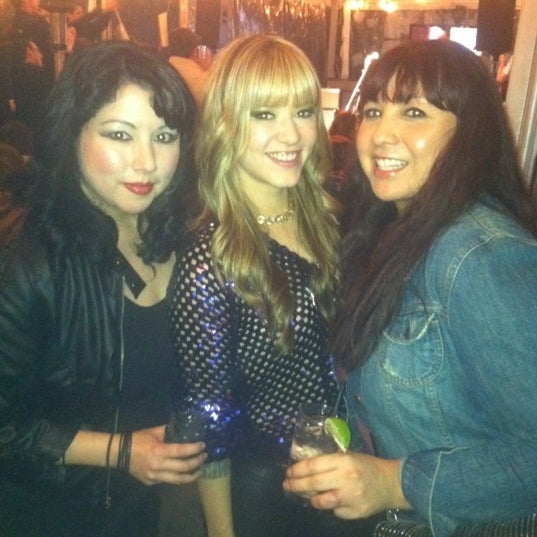 Photo taken at Cooking Channel Beer Garden at Easy Tiger by Raquel P. on 3/11/2012