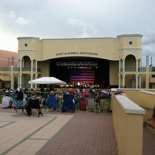 Foto diambil di Mizner Park Amphitheater oleh Scott H. pada 5/28/2012