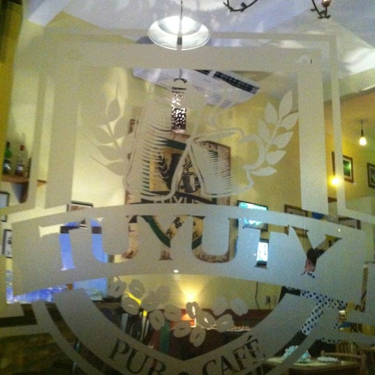 Foto scattata a Tuyuty Pub Café da Jorge P. il 1/16/2012