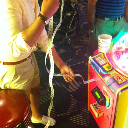 Photo taken at Dave &amp; Buster&#39;s by Humera S. on 6/26/2011