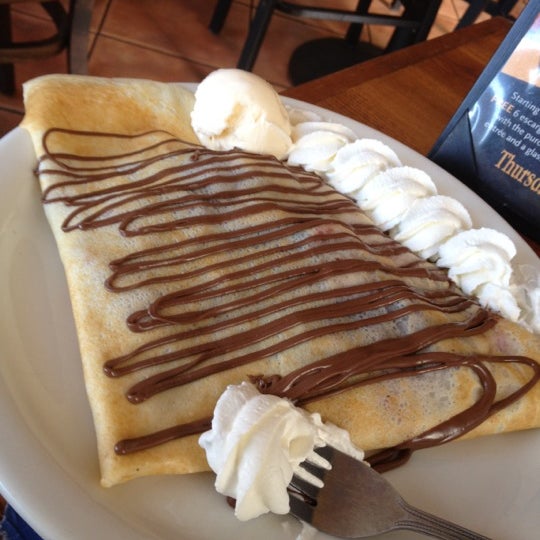 Creme de la Crepe (Now Closed) French Restaurant in Downtown Long Beach