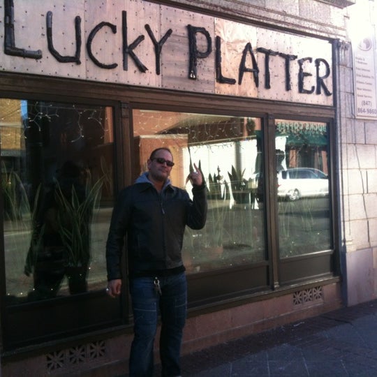 12/10/2011 tarihinde Qarie M.ziyaretçi tarafından The Lucky Platter'de çekilen fotoğraf