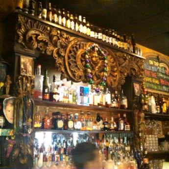 Foto tomada en The Quarter Bar  por Dny F. el 9/4/2011