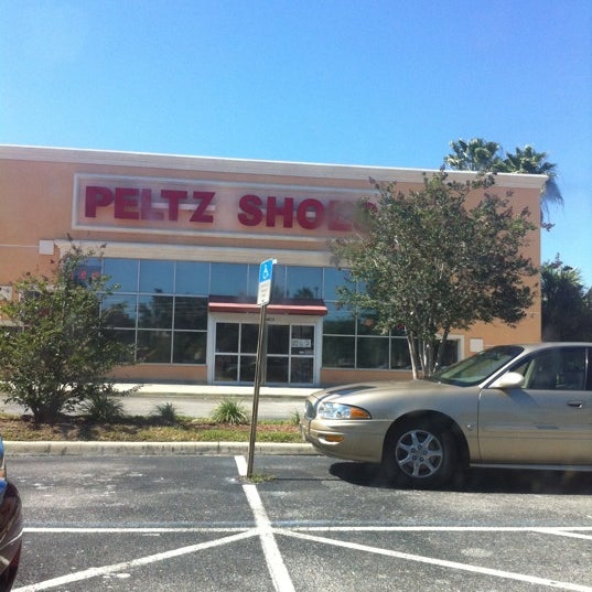 Peltz Shoes-Brandon Store - Shoe Store