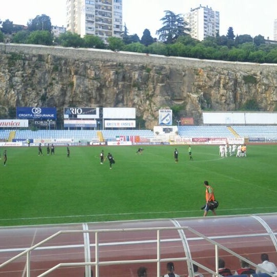 Foto tirada no(a) NK Rijeka - Stadion Kantrida por Vladimir U. em 6/3/2012