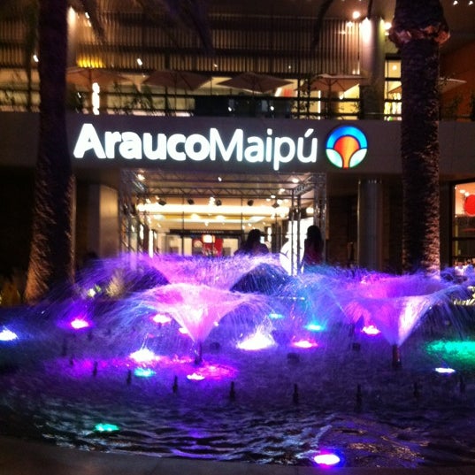 Снимок сделан в Mall Arauco Maipú пользователем Valeska I. 1/28/2012