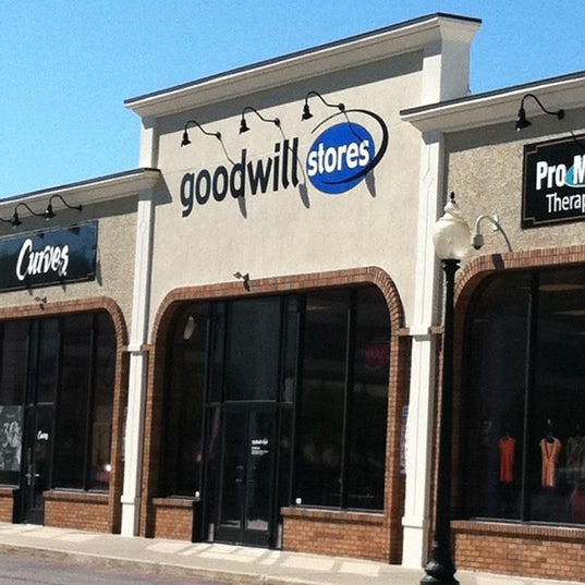 Goodwill Clothing Store in Norton Shores
