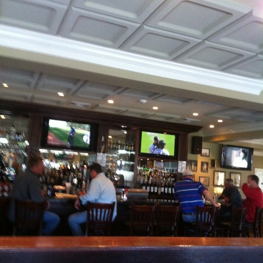 Donahue's Madison Beach Grille Bar