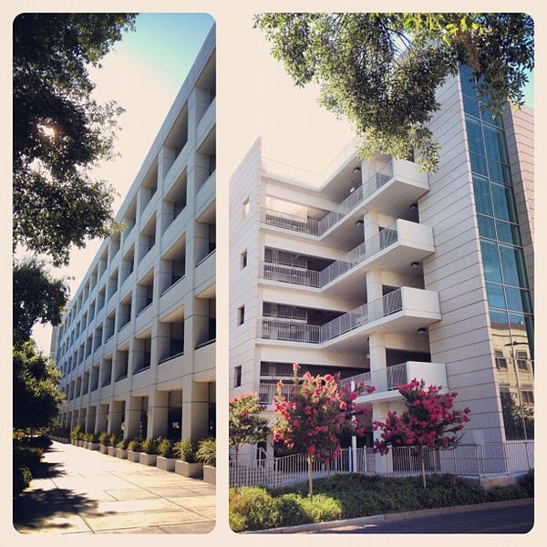 Pavilion Parking Structure Parking in Davis