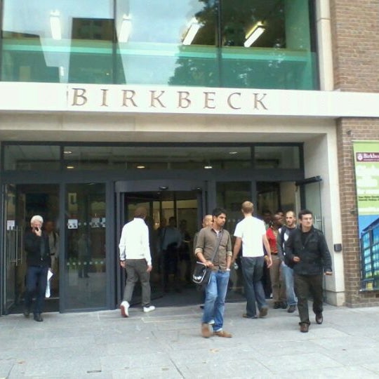 Photo taken at Birkbeck, University of London by Ricardo P. on 10/4/2011