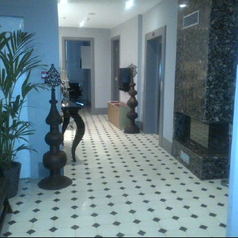Foto scattata a Stories Hotel Karakol da flori m. il 4/15/2012