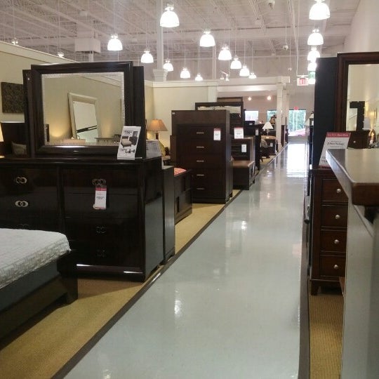 Photos At Value City Furniture 4220 Maple Rd