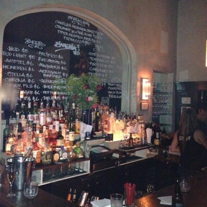 Foto tirada no(a) Park Bar por Gregory D. em 8/10/2012