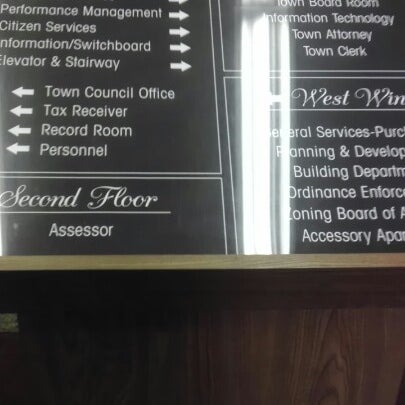 Babylon Town Hall - City Hall